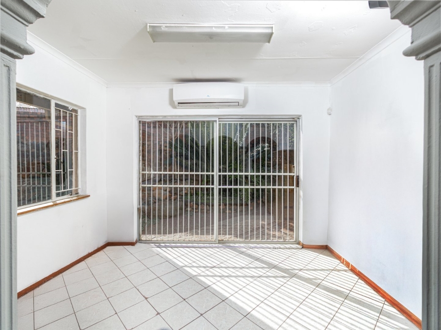 4 Bedroom Property for Sale in Schoemansville North West